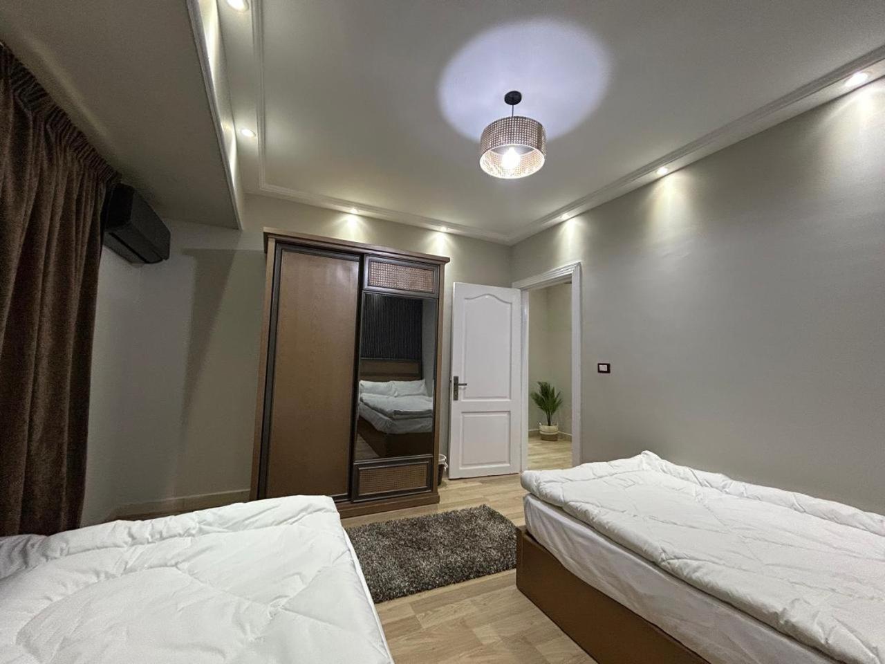 Skyline Luxury Suites 5 Mins From Cairo Airport Exterior foto