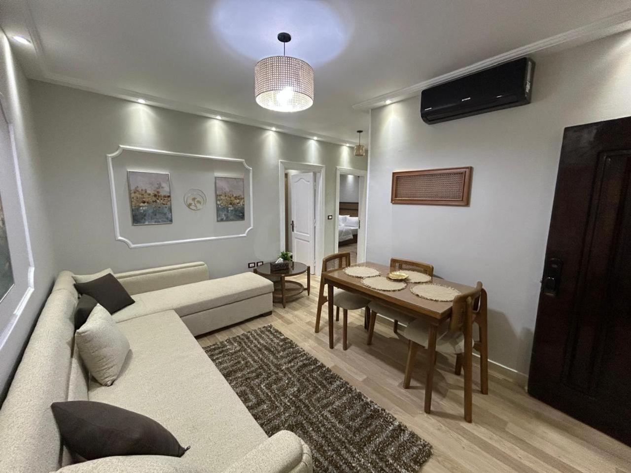 Skyline Luxury Suites 5 Mins From Cairo Airport Exterior foto